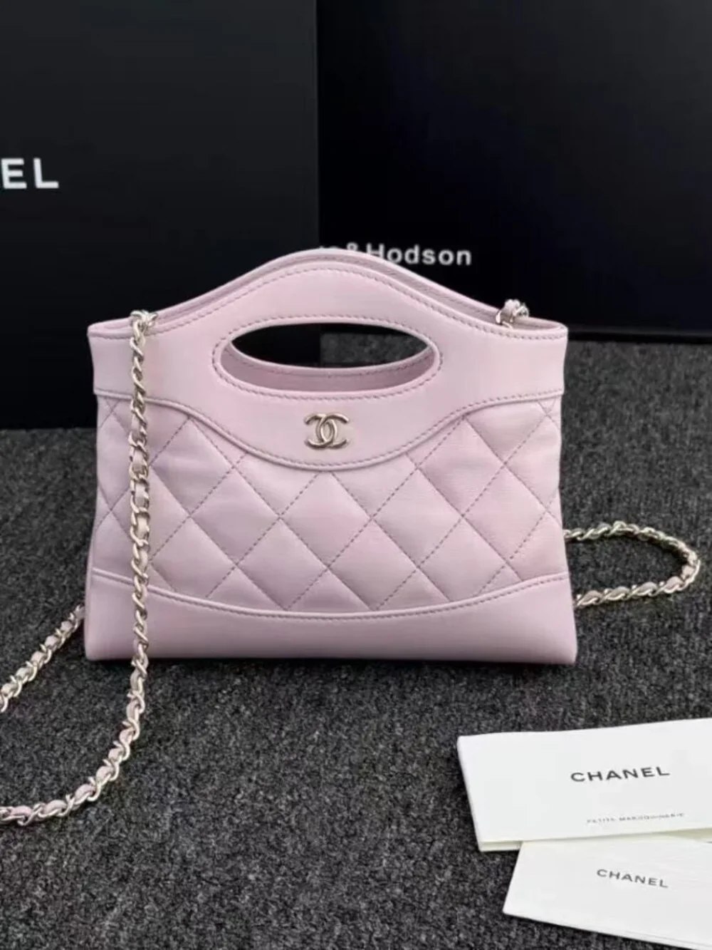 Classic CHANEL Bag: A Stylish and Versatile Choice for Elegance